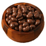 كاجو مع شوكولا بالحليب المقرمش بالبسكوت