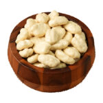 جوز بيكان مغطى بالشوكولاتة واللوتس